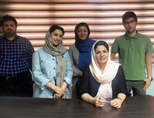 بخشی از شرکت‌کنندگان در کارگاه آموزشی زندگی آگاهانه بر اساس رویکرد طرحواره درمانی