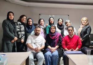 کارگاه آموزشی دوباره فکر کن (بازنگری در الگوهای فکری و رفتاری ناکارآمد بر اساس مدل ذهنیت‌های طرحواره‌ای) نیلوفر مظفری روانشناس و طرحواره درمانگر